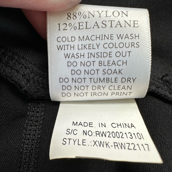 Ryderwear Black Crop Leggings Wide Crossover Waistband Size Large - Picture 7 of 10